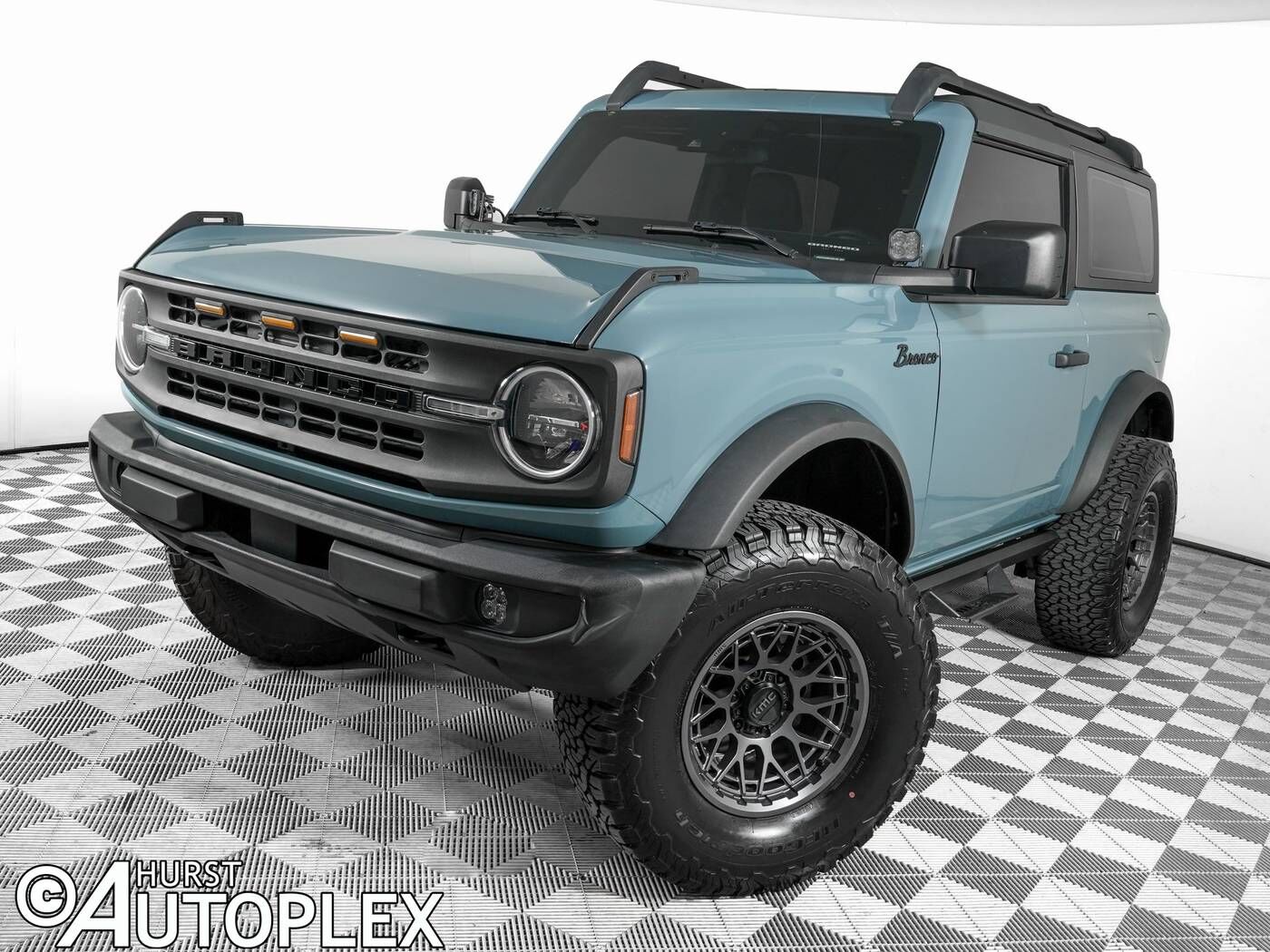 2023 FORD Bronco