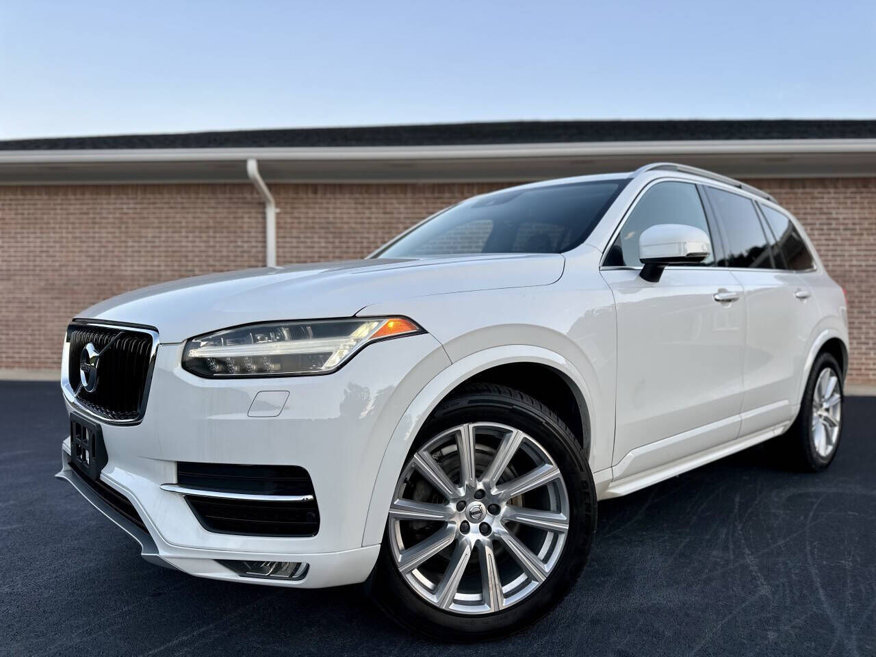 2016 VOLVO XC90