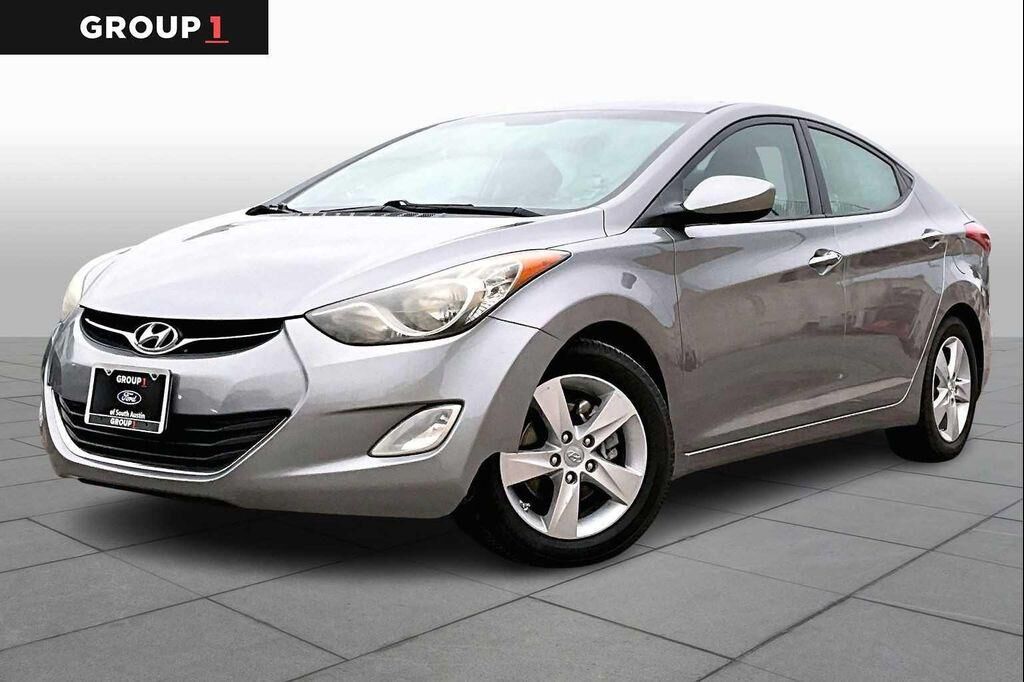 2012 HYUNDAI Elantra