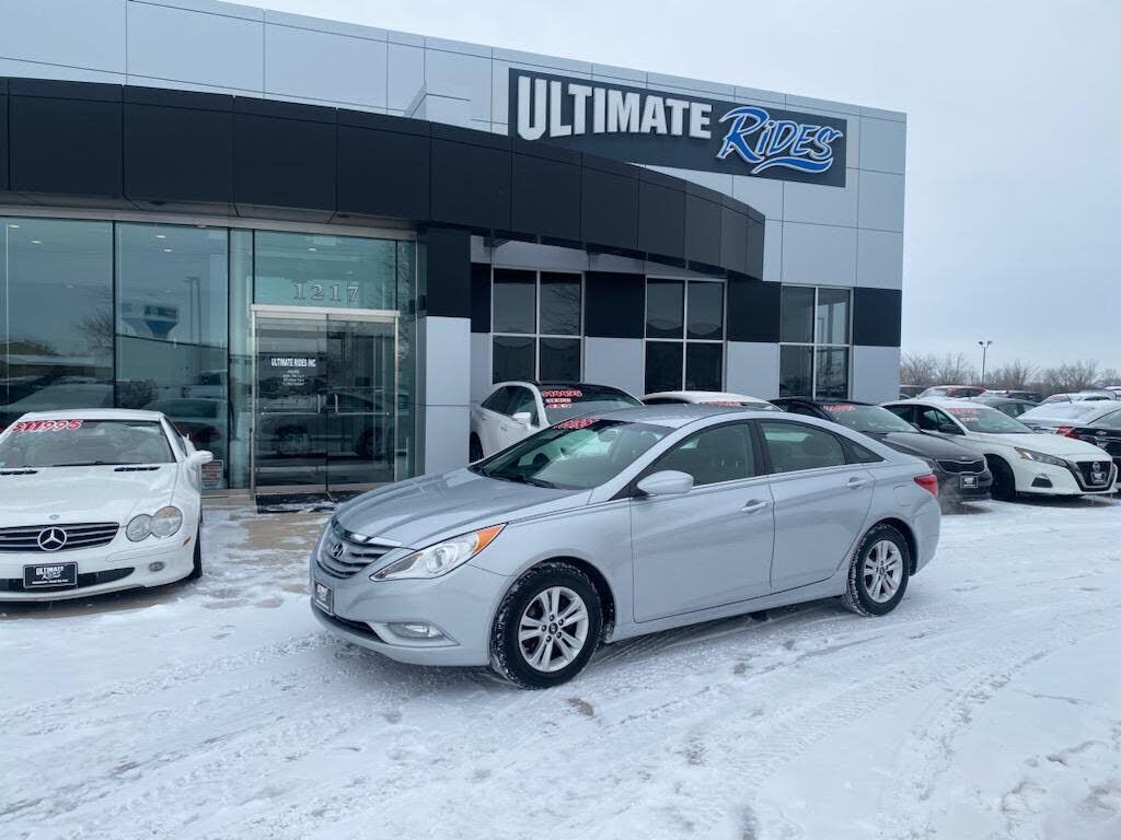 2013 HYUNDAI Sonata