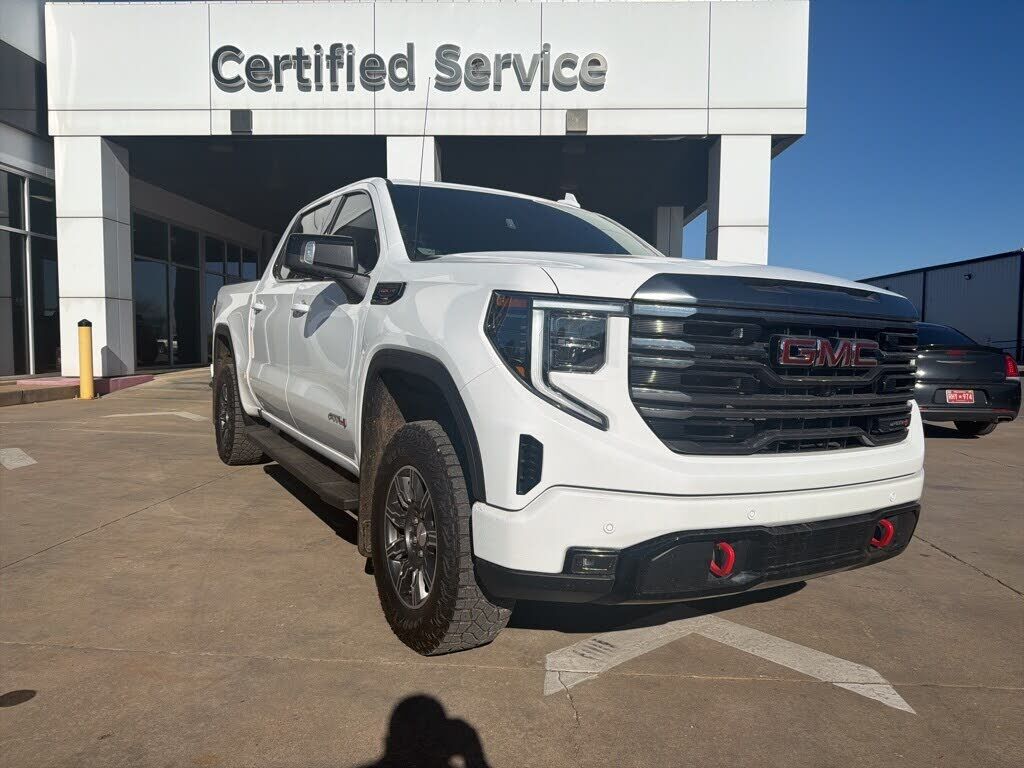 2024 GMC Sierra