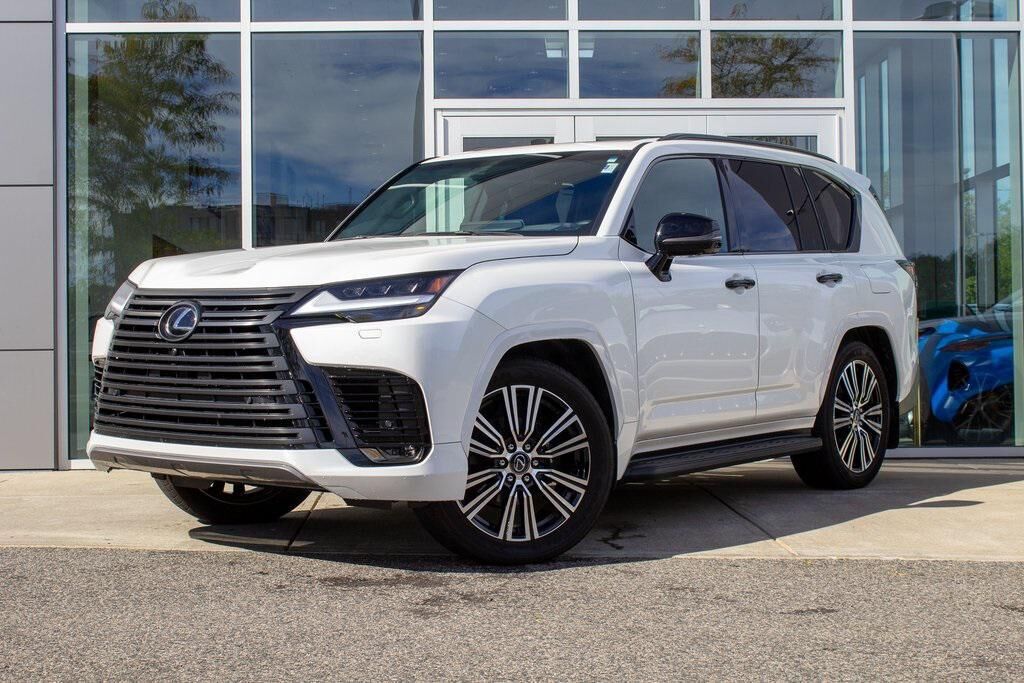 2024 LEXUS LX