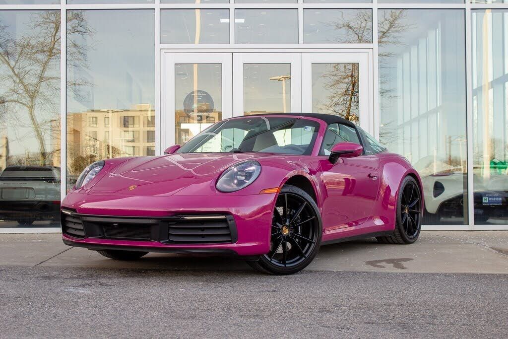 2024 PORSCHE 911