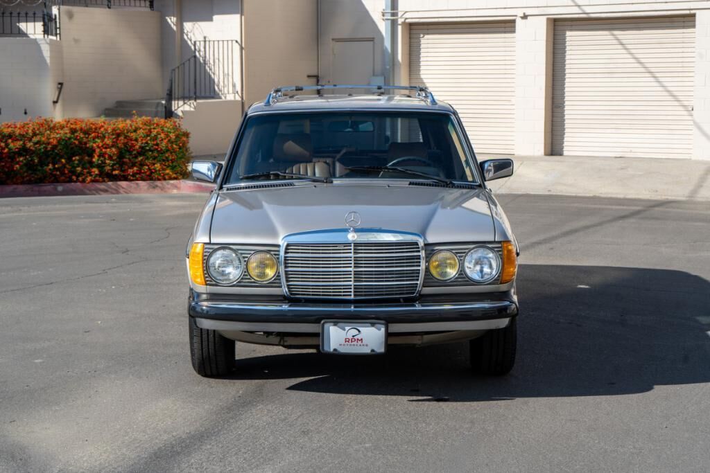 1985 Mercedes-Benz 300