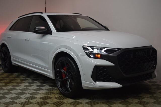 2026 AUDI RS Q8