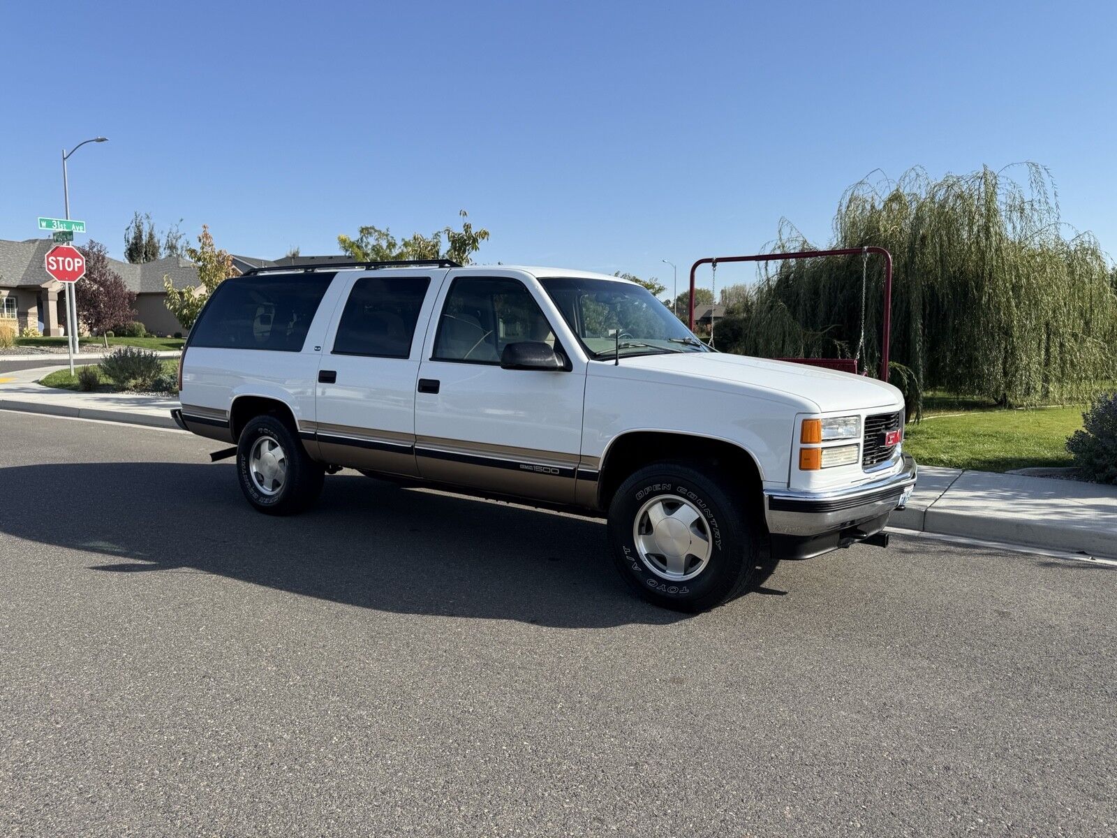 GMC Suburban