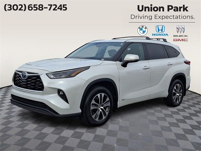 2022 TOYOTA Highlander