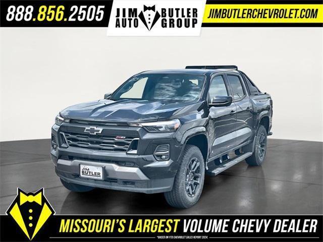 2025 CHEVROLET Colorado