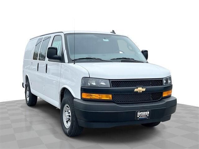 2025 CHEVROLET Express