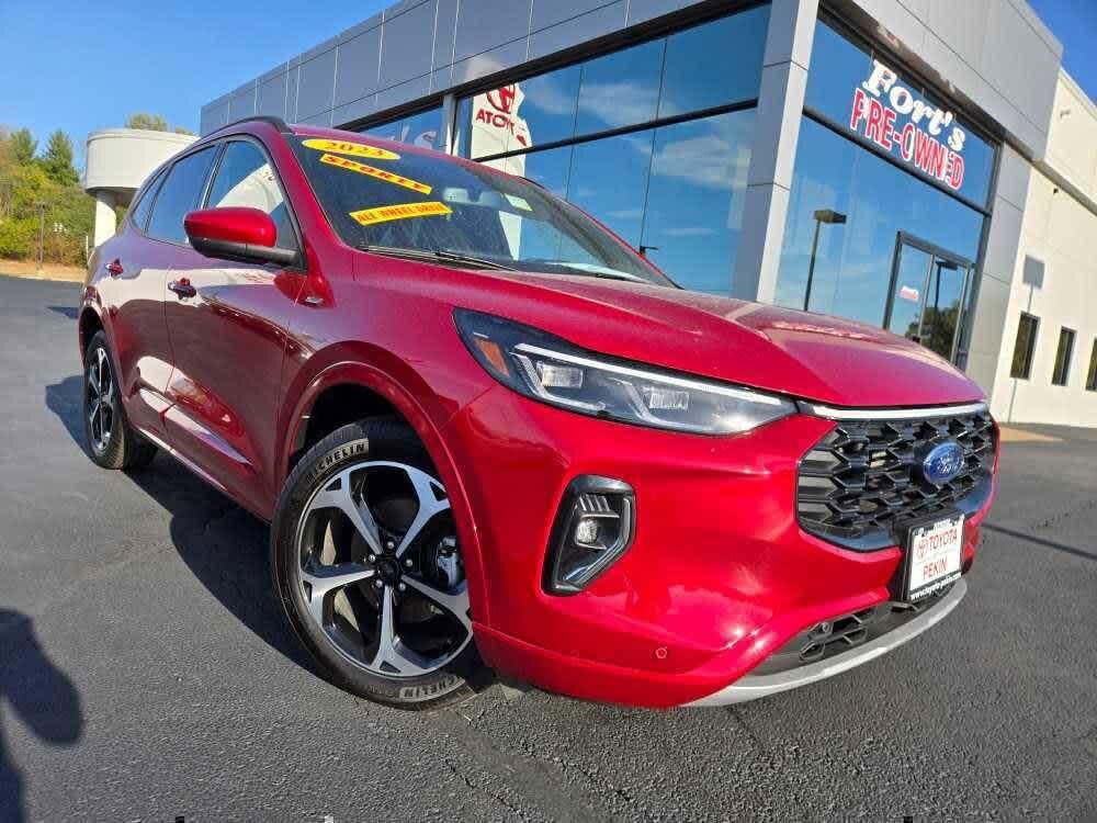 2023 FORD Escape