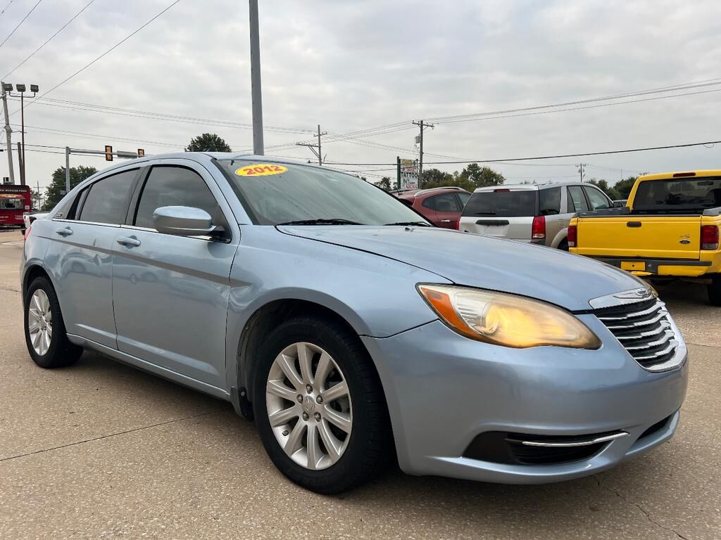 2012 CHRYSLER 200
