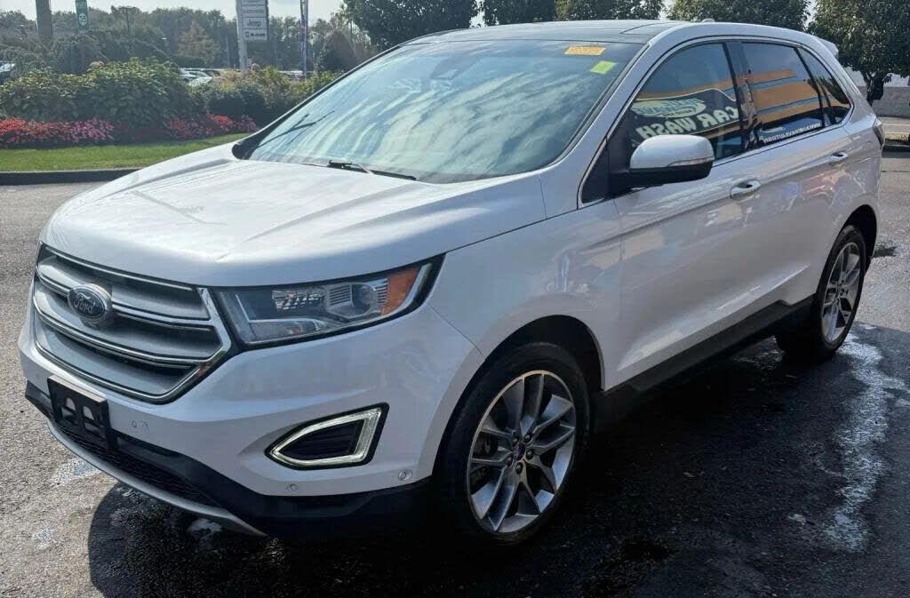 2016 FORD Edge