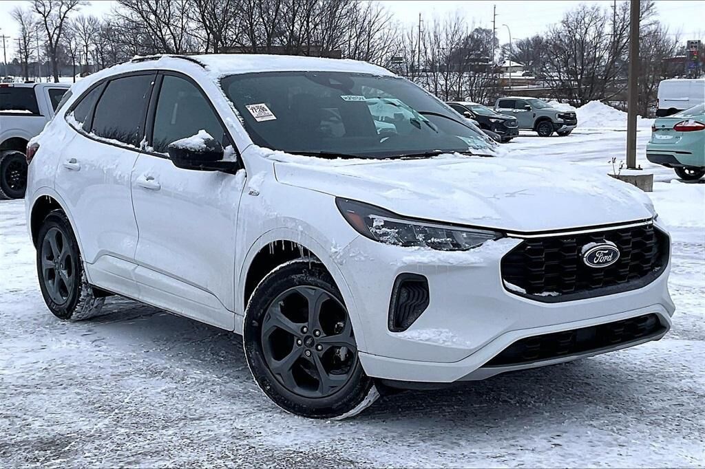 2023 FORD Escape