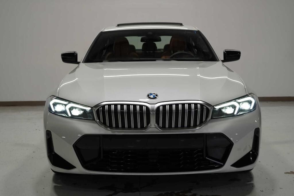 2025 BMW 330i