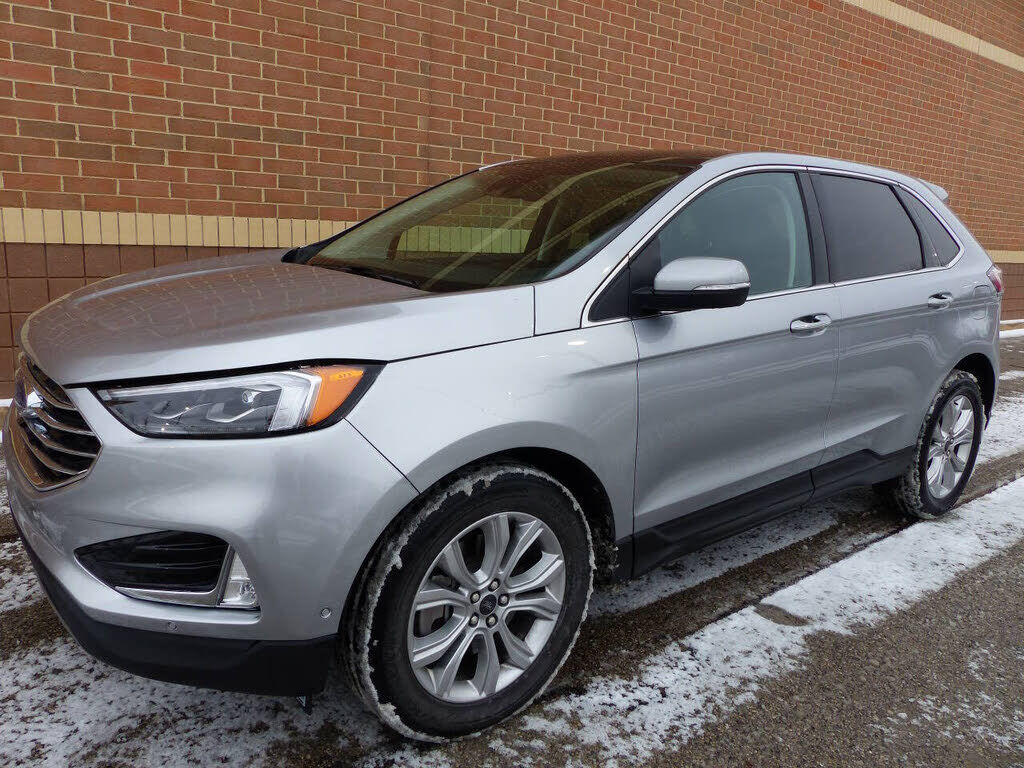 2023 FORD Edge