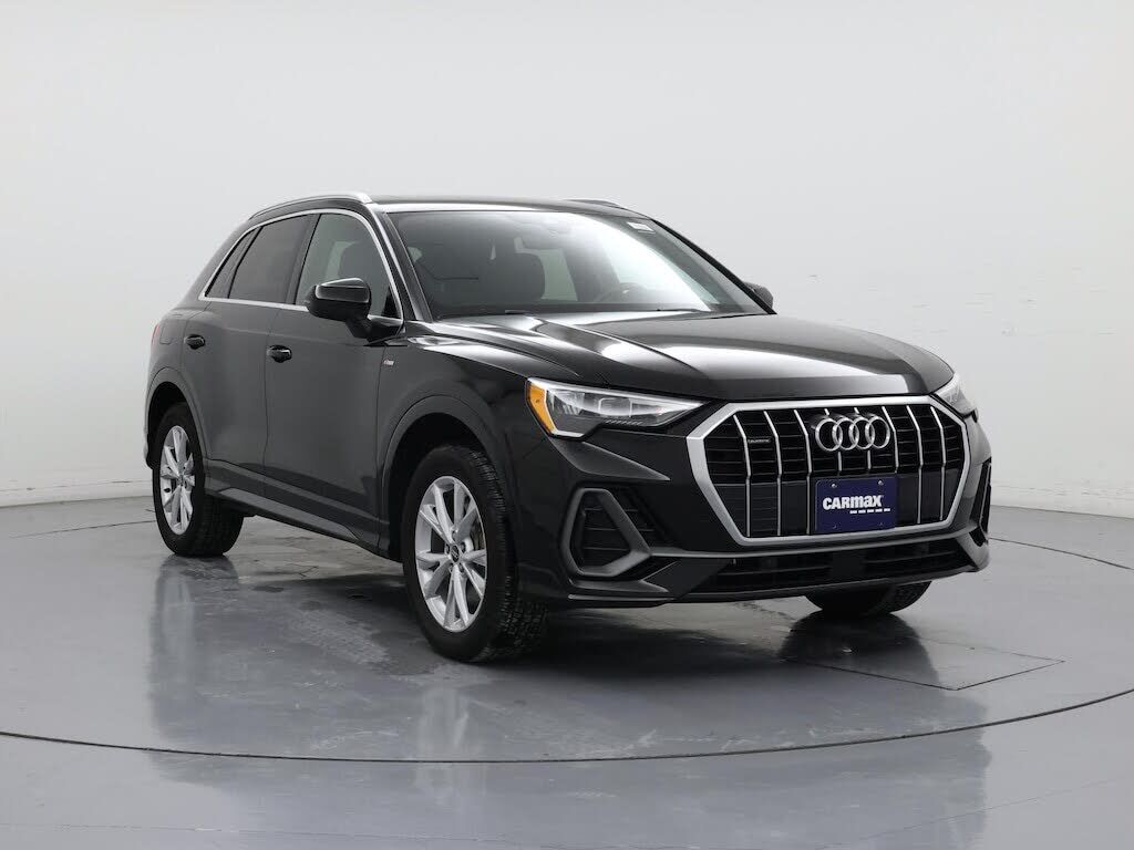 2022 AUDI Q3