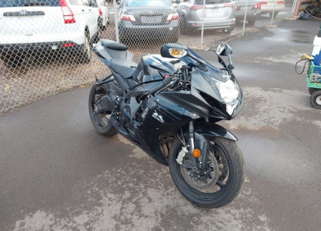 2024 SUZUKI GSX-R600