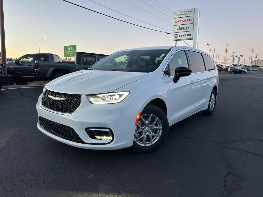 2026 CHRYSLER Pacifica