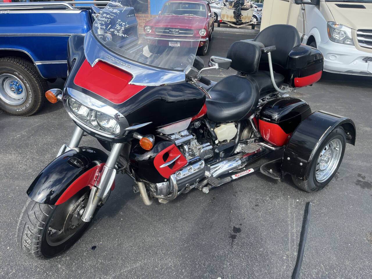 2000 HONDA GL1500CF