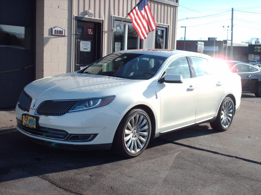 Lincoln MKS