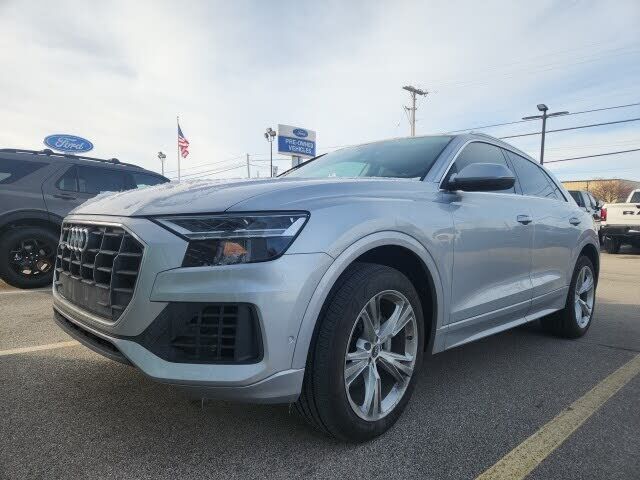 2022 AUDI Q8