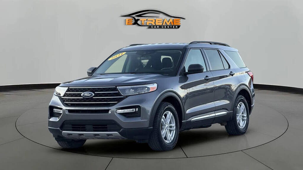 2021 FORD Explorer