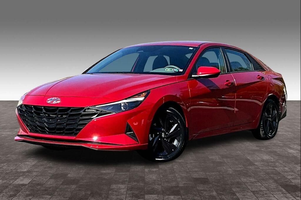 2023 HYUNDAI Elantra