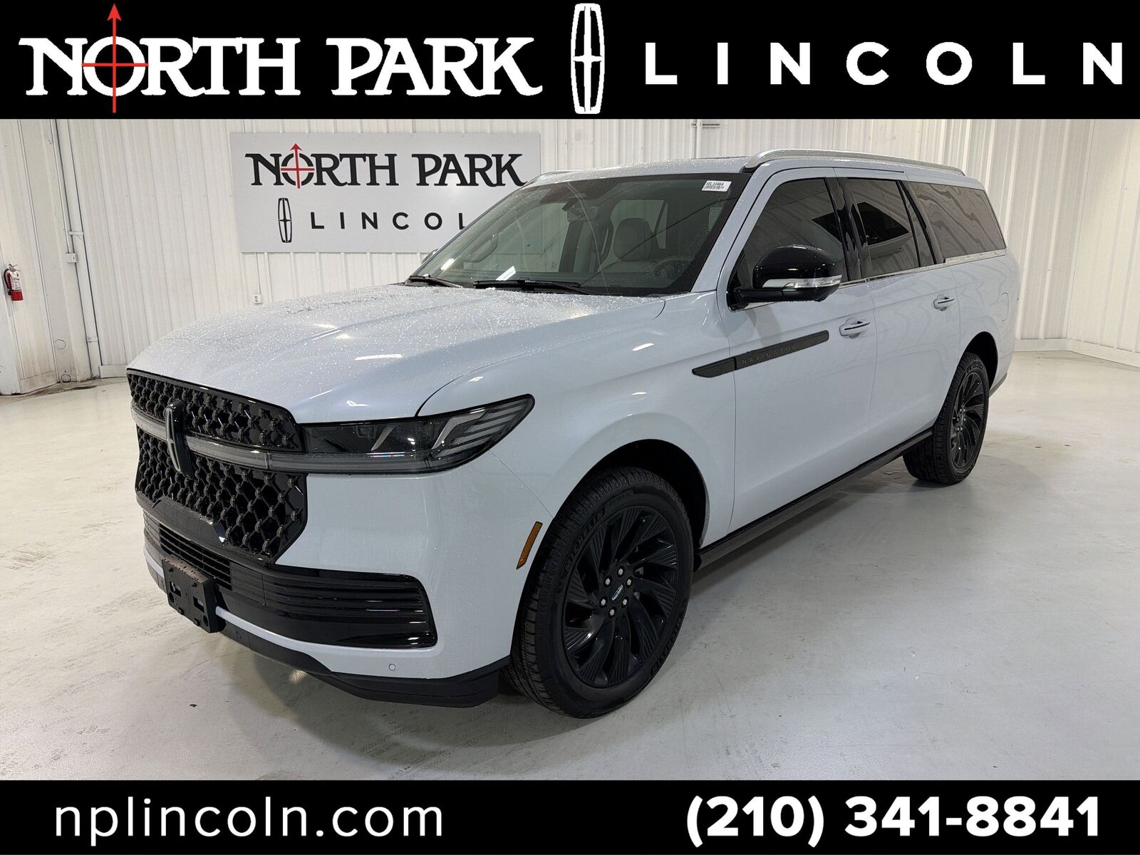 2025 LINCOLN Navigator L