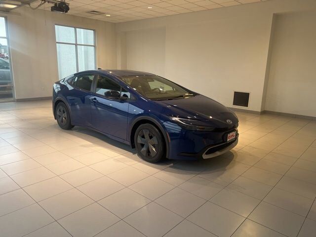 2026 TOYOTA Prius
