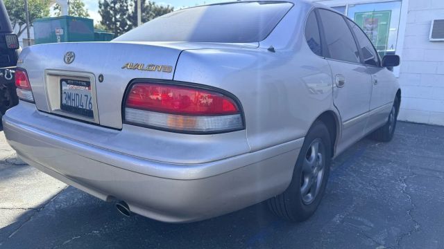Toyota Avalon