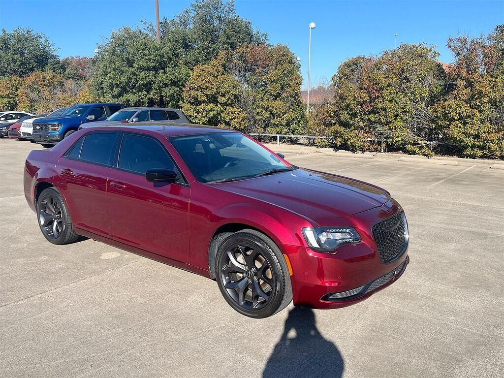 2023 CHRYSLER 300