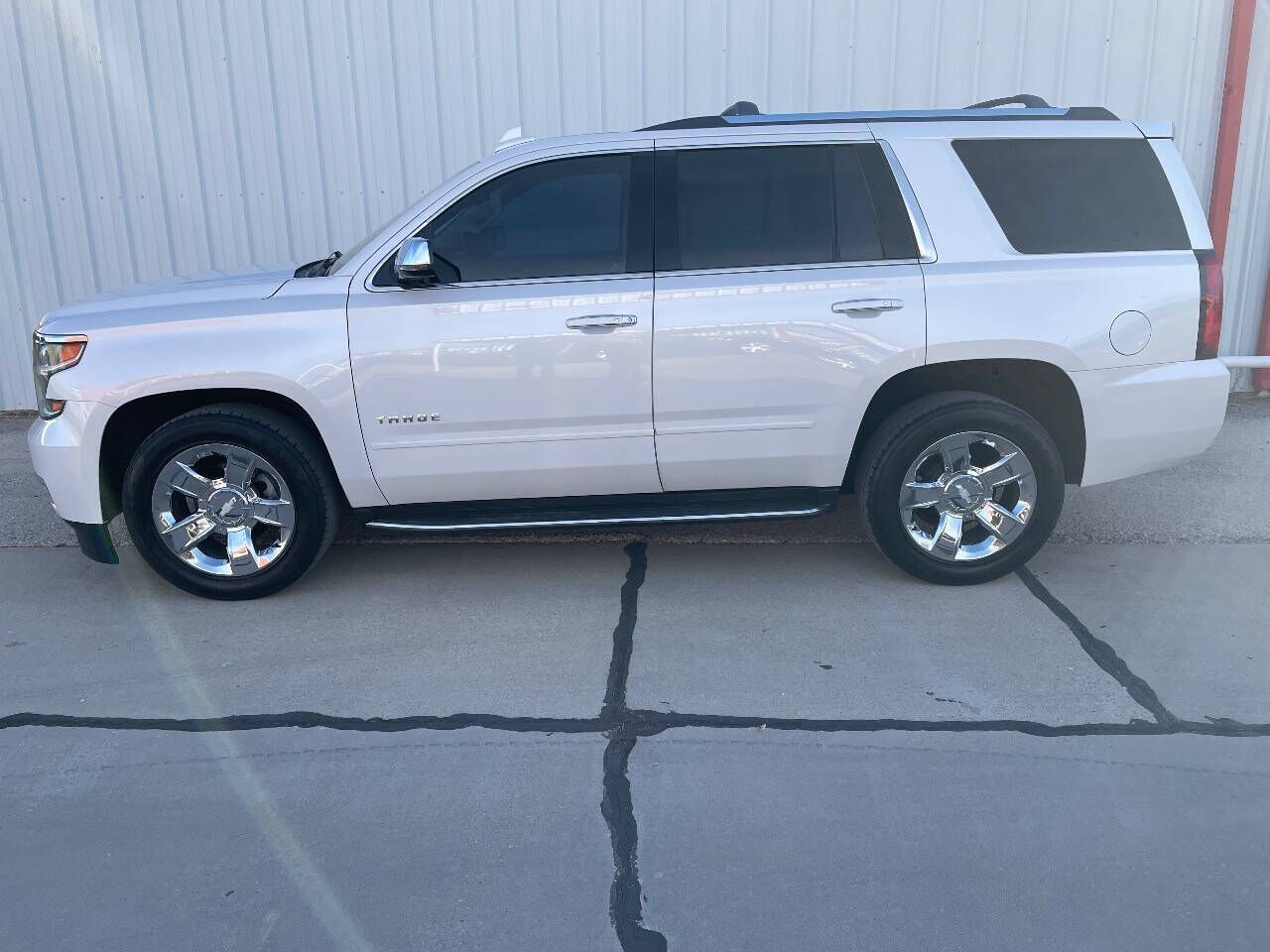 2017 CHEVROLET Tahoe