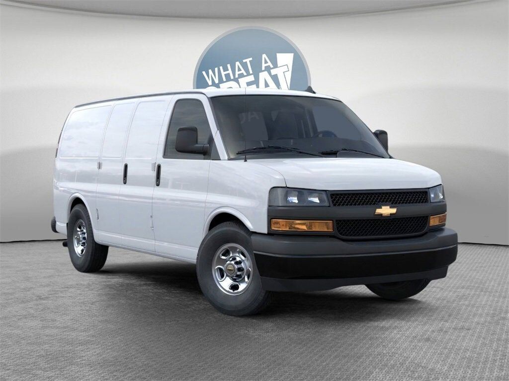 2025 CHEVROLET Express
