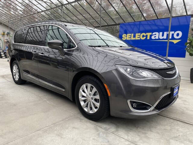 2017 CHRYSLER Pacifica