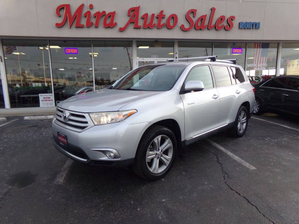 2013 TOYOTA Highlander