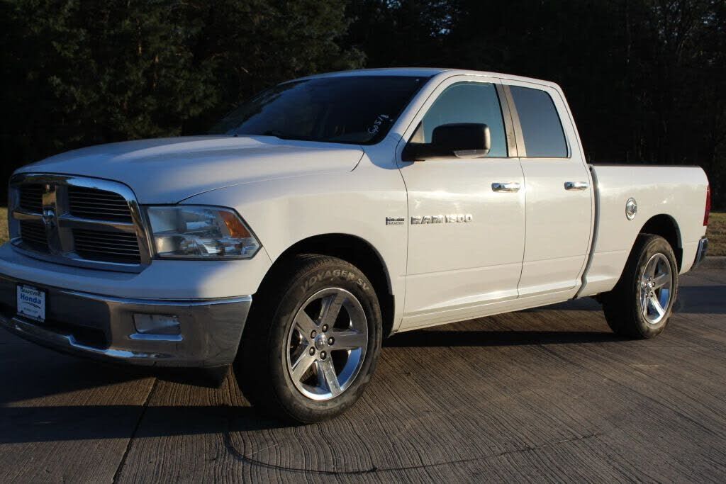 2012 DODGE Ram