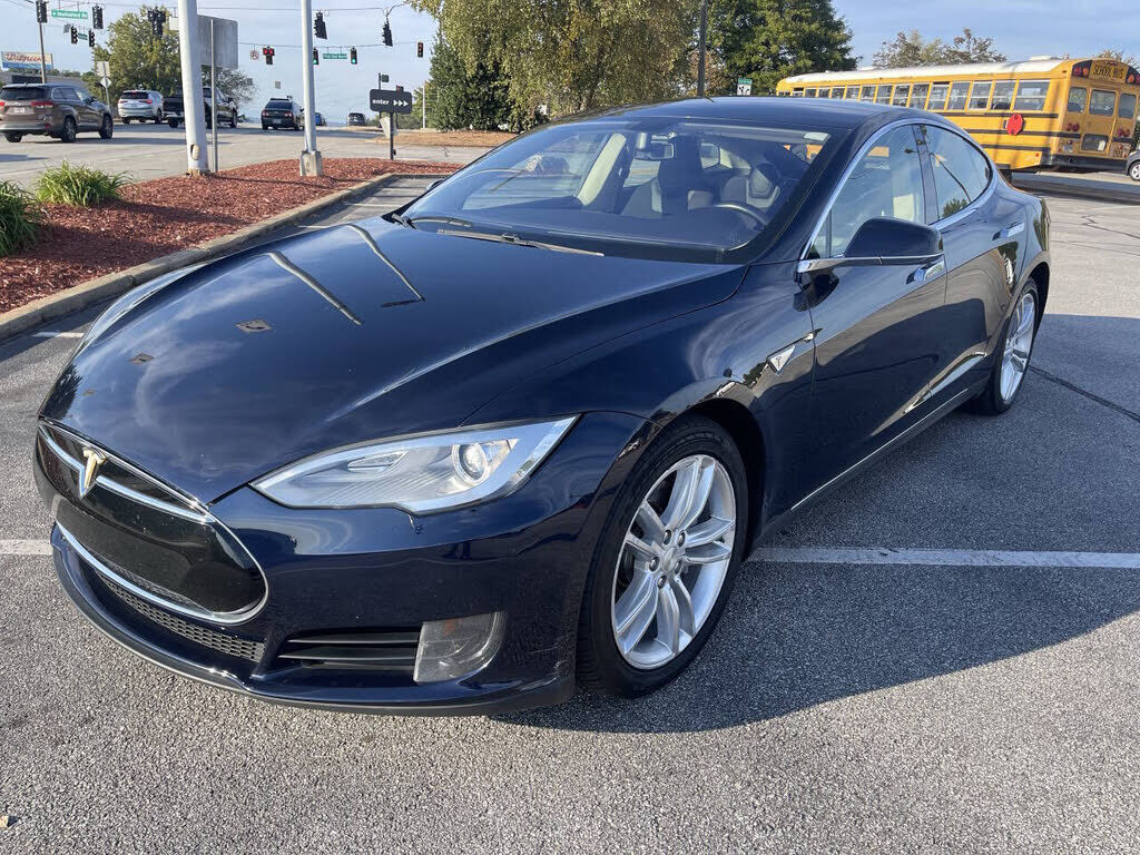 2014 TESLA Model S