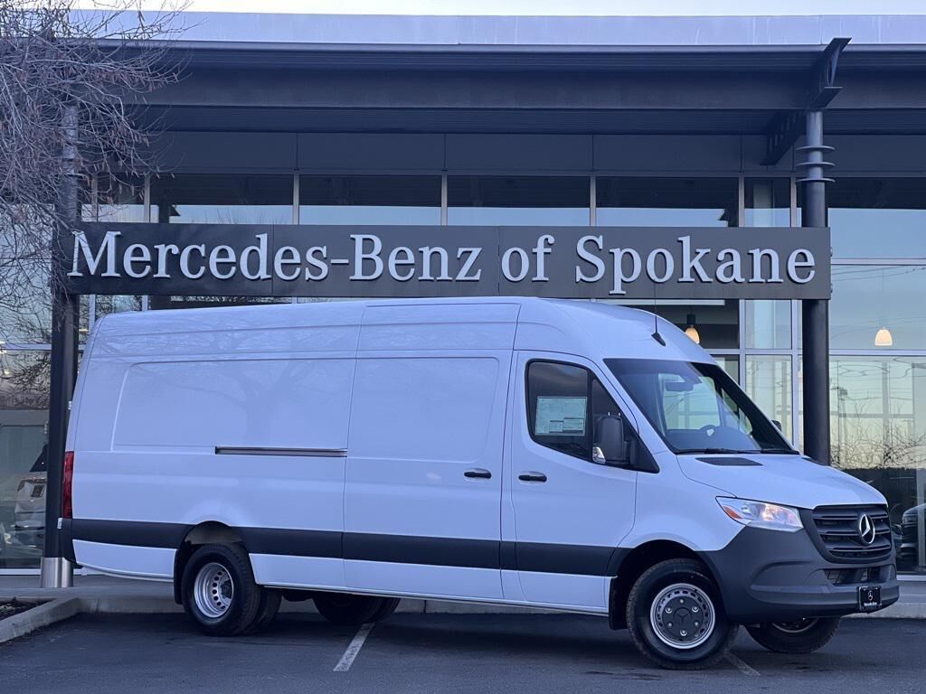 2024 MERCEDES-BENZ Sprinter