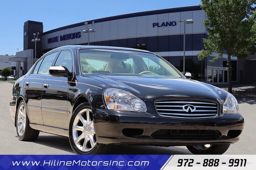 2004 INFINITI Q45