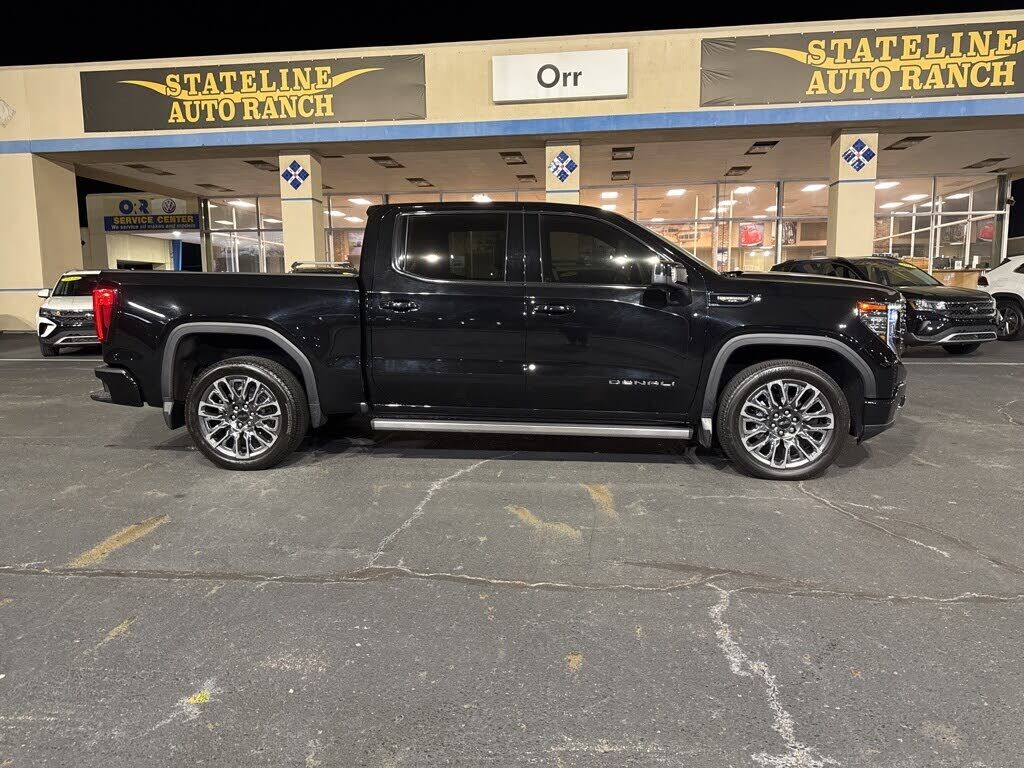 2024 GMC Sierra