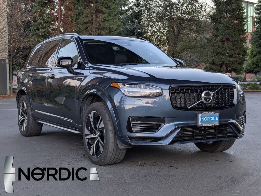 2023 VOLVO XC90
