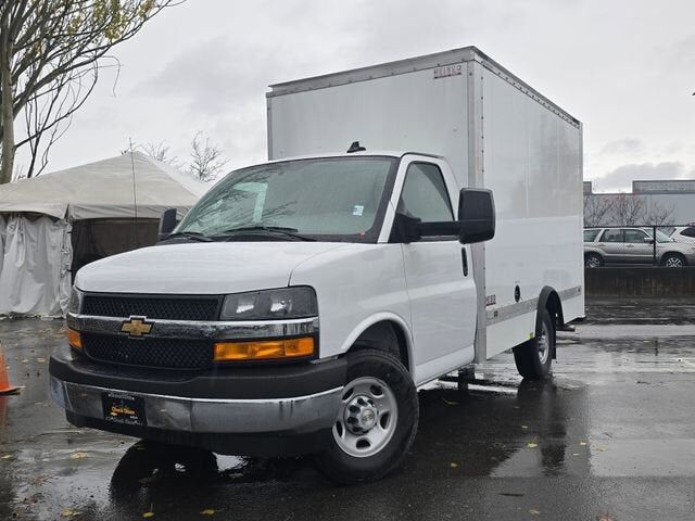 2024 CHEVROLET Express