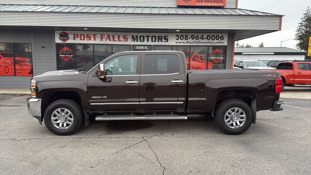 2018 CHEVROLET Silverado