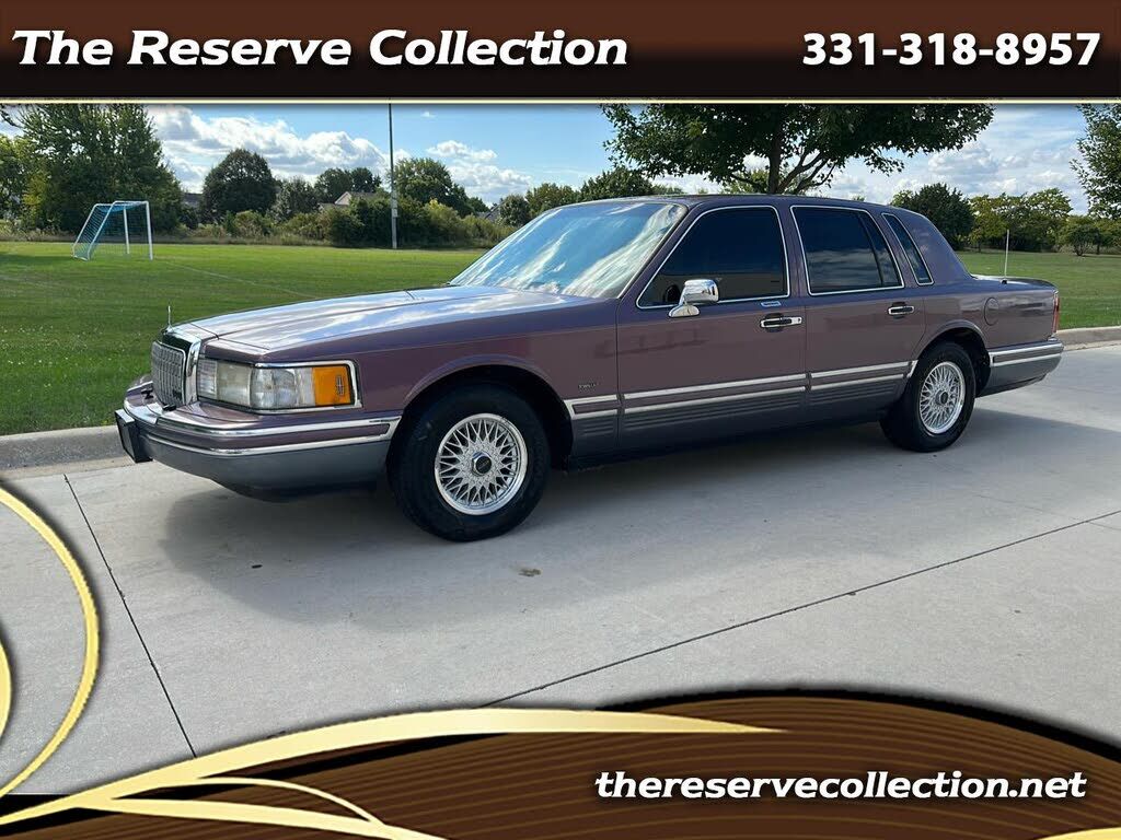 Lincoln Town Car