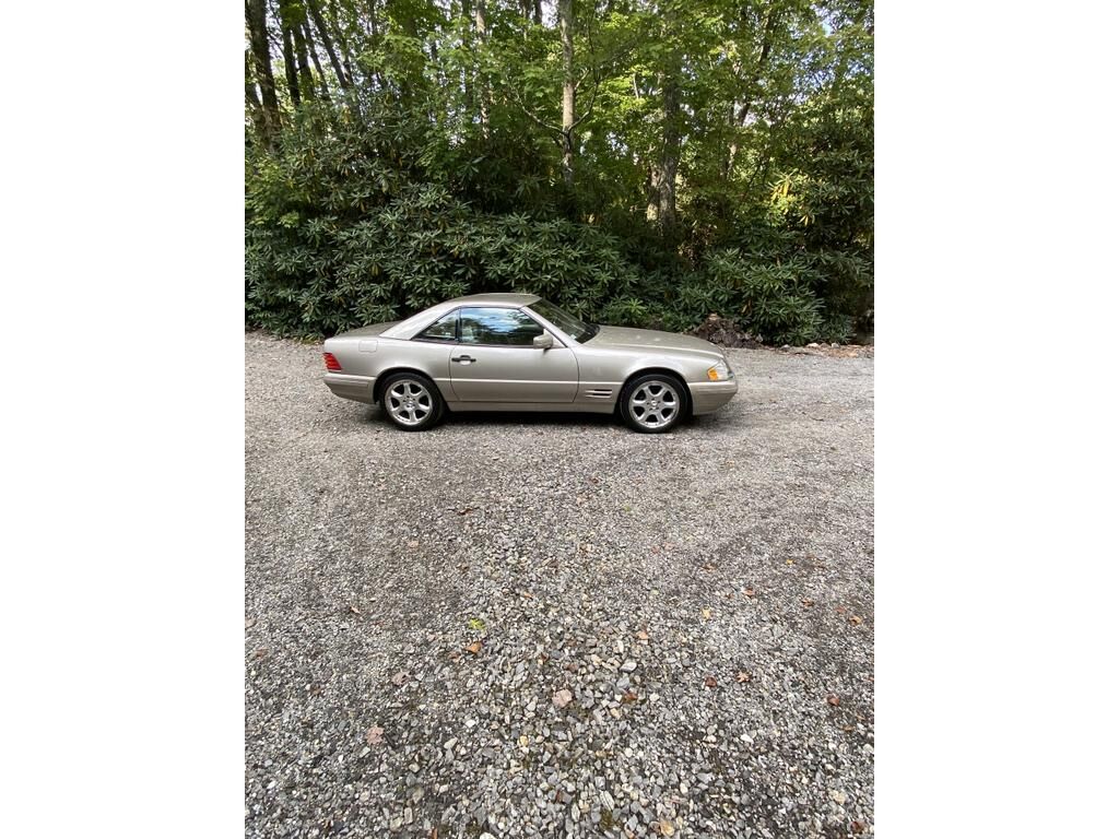 Mercedes-Benz SL-Class