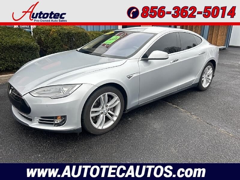 2014 TESLA Model S