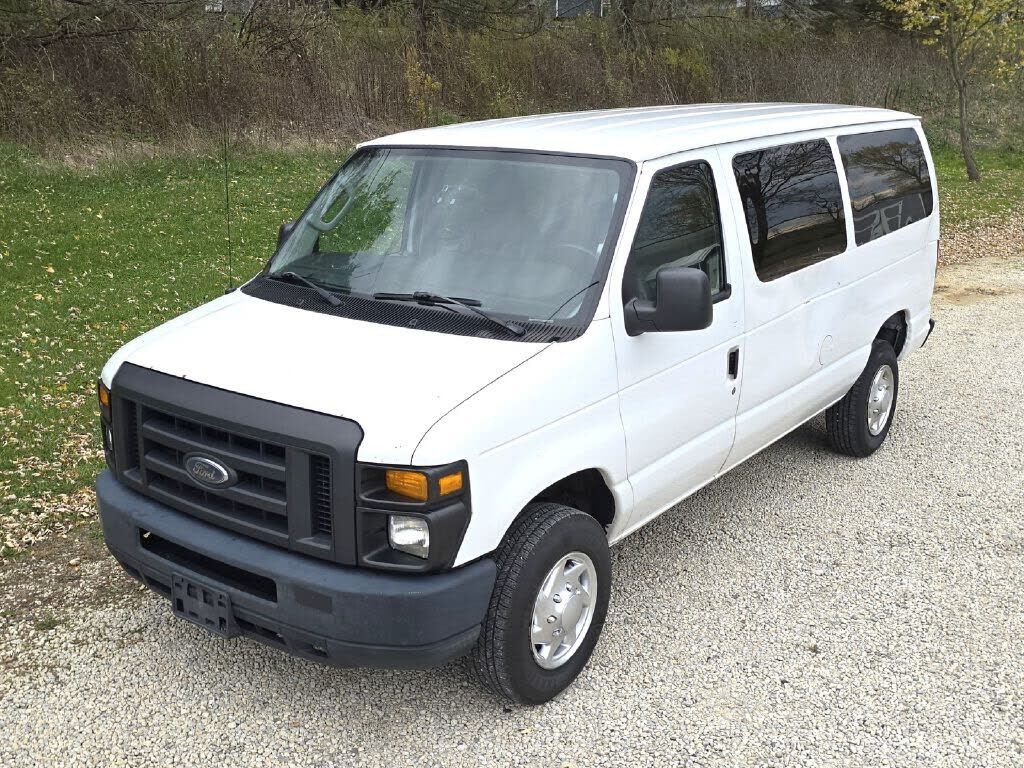 Ford E-350
