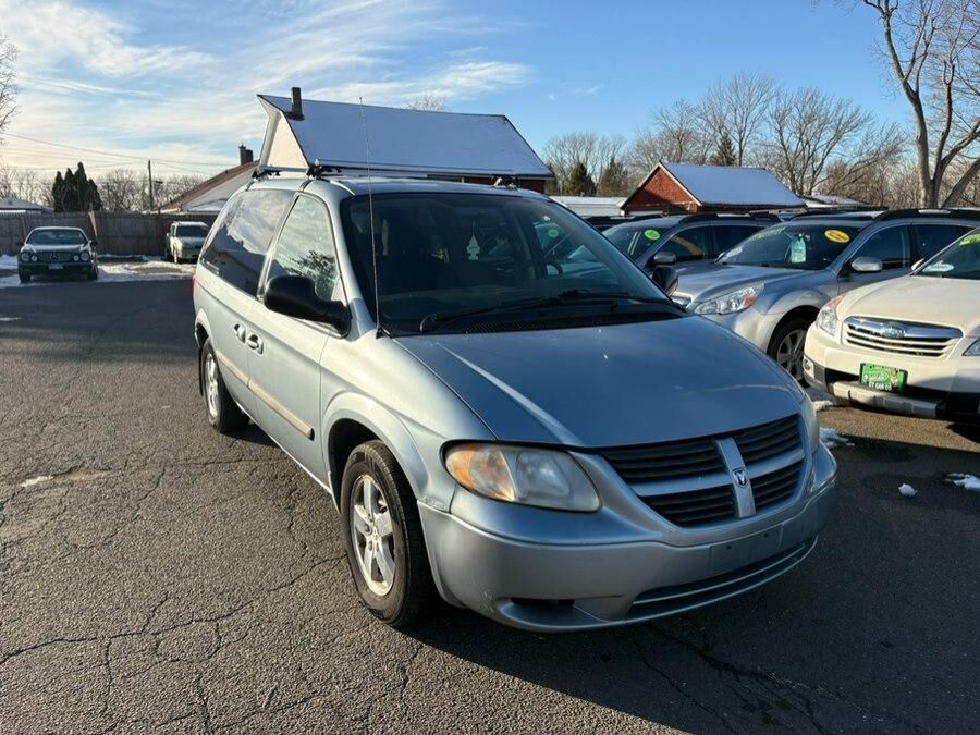 2005 DODGE Caravan