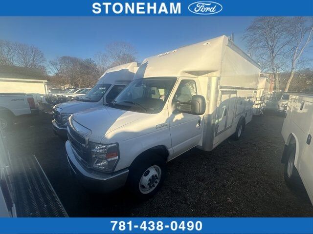 2026 FORD E-450