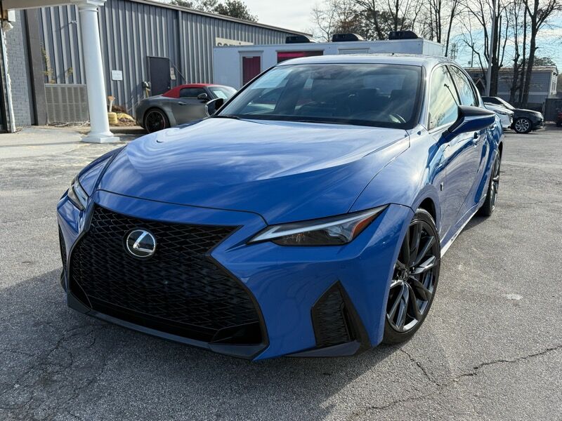 2022 LEXUS IS